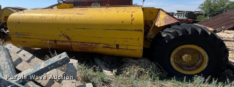 image for item DN5033 1964 Caterpillar DW20  water wagon