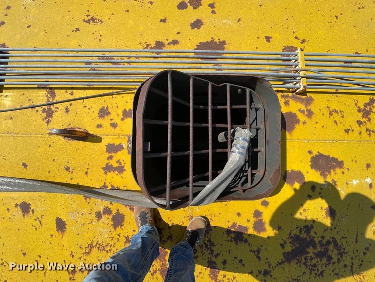 image for item DN5033 1964 Caterpillar DW20  water wagon