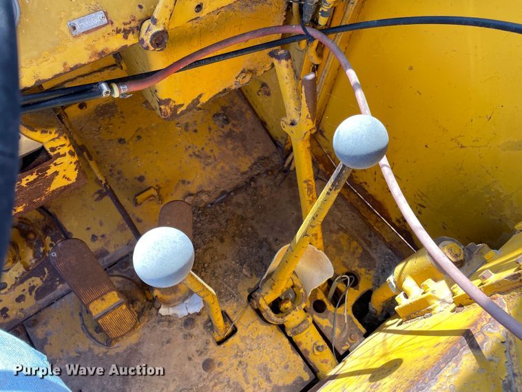 image for item DN5033 1964 Caterpillar DW20  water wagon