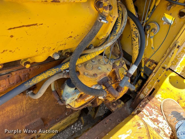 image for item DN5033 1964 Caterpillar DW20  water wagon