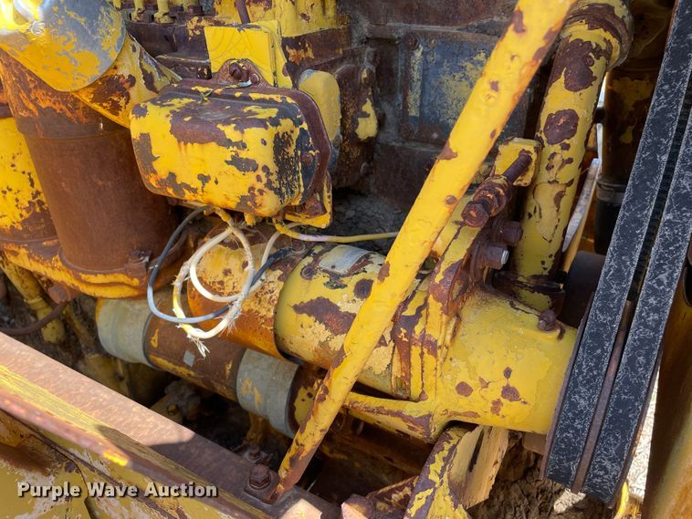 image for item DN5033 1964 Caterpillar DW20  water wagon