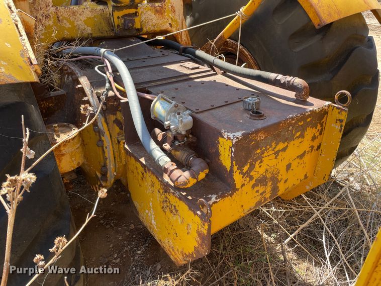 image for item DN5033 1964 Caterpillar DW20  water wagon
