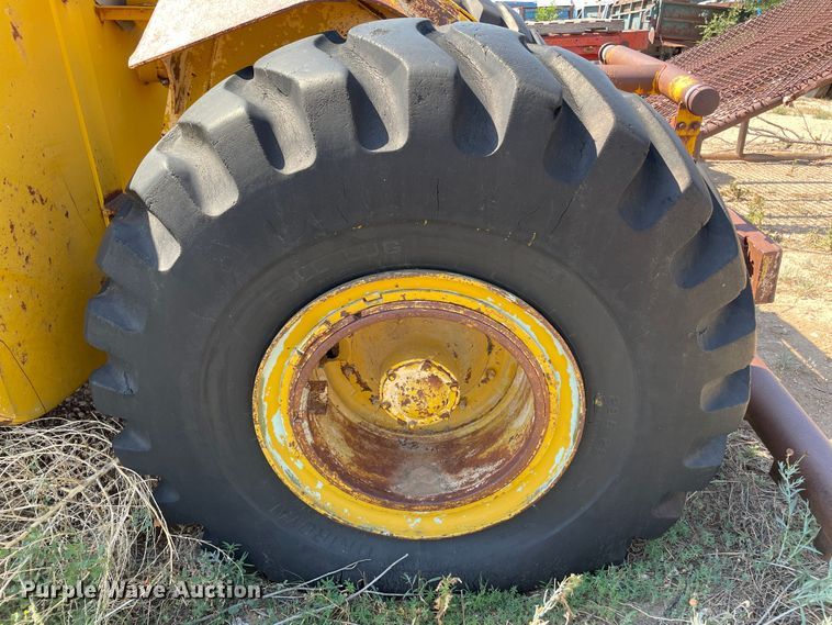 image for item DN5033 1964 Caterpillar DW20  water wagon