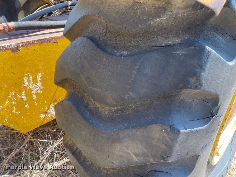 image for item DN5033 1964 Caterpillar DW20  water wagon