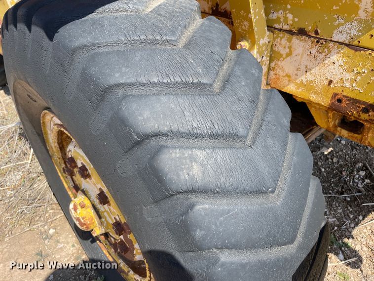 image for item DN5033 1964 Caterpillar DW20  water wagon