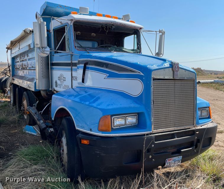 image for item DN5036 1989 Kenworth T660  dump truck