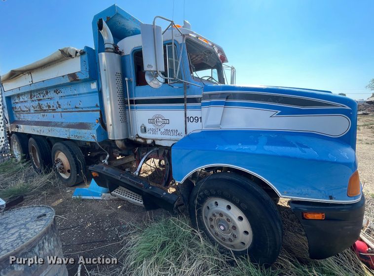 image for item DN5036 1989 Kenworth T660  dump truck
