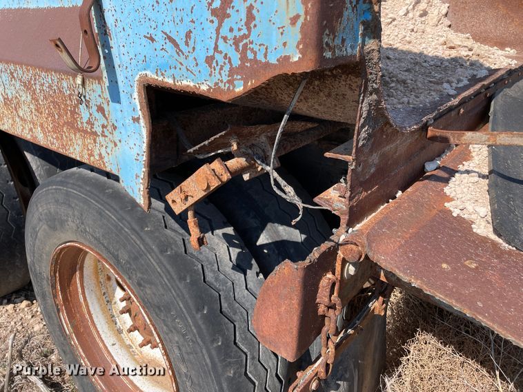 image for item DN5036 1989 Kenworth T660  dump truck