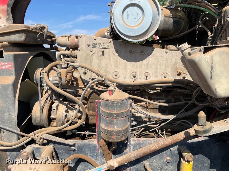 image for item DN5036 1989 Kenworth T660  dump truck