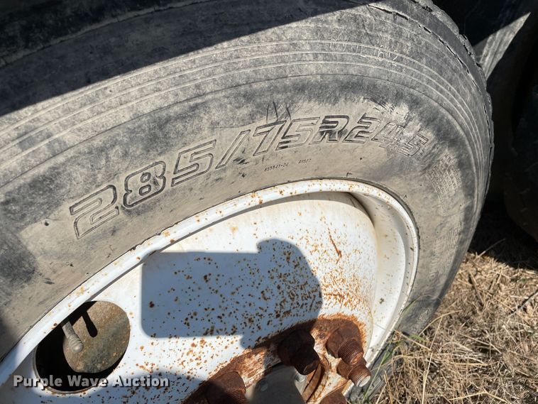 image for item DN5036 1989 Kenworth T660  dump truck