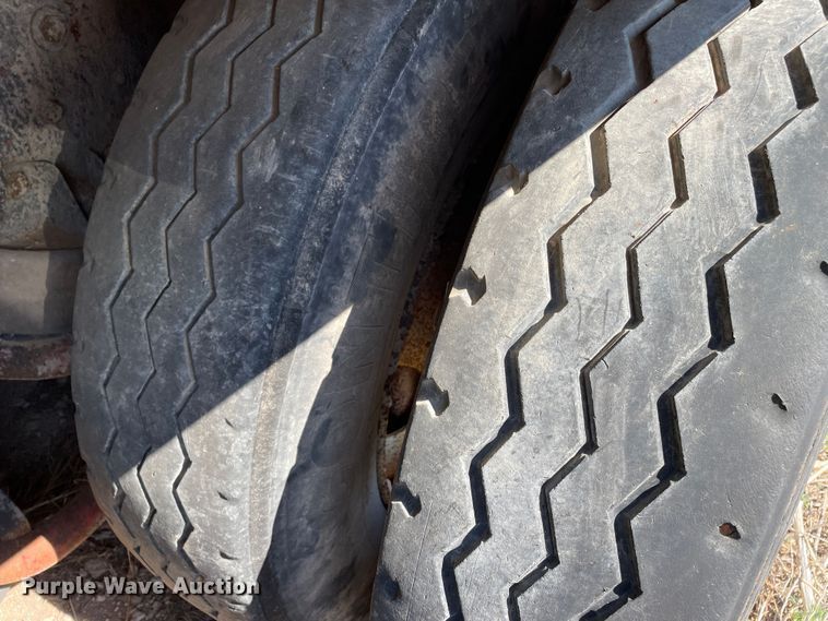 image for item DN5036 1989 Kenworth T660  dump truck