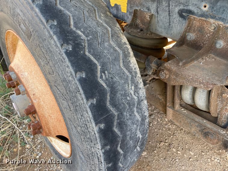 image for item DN5036 1989 Kenworth T660  dump truck