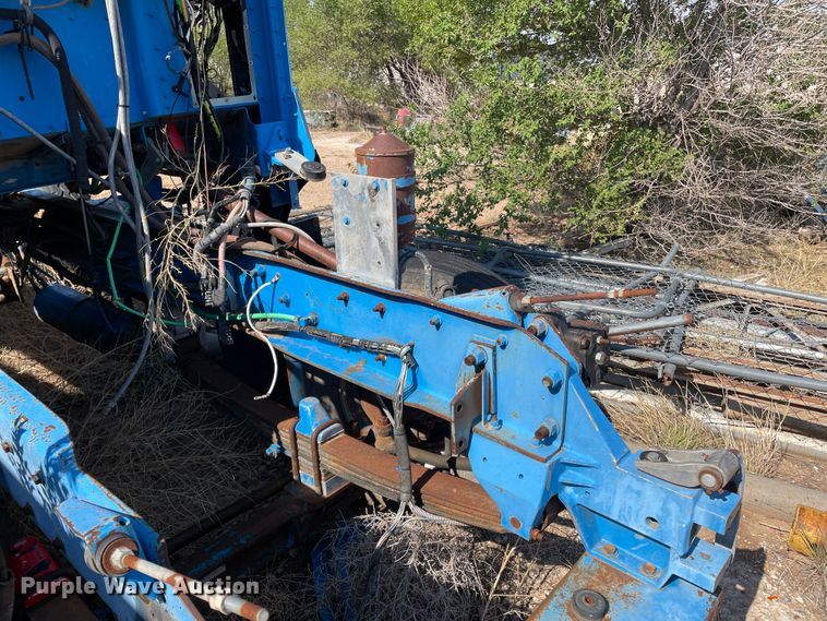 image for item DN5037 1988 Kenworth T800  truck cab and chassis