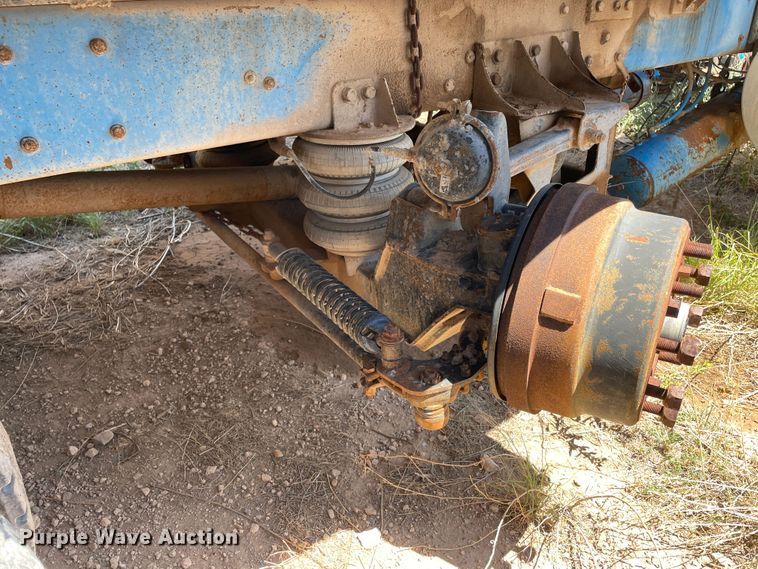 image for item DN5042 1988 Kenworth T800  dump truck