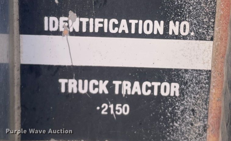 image for item DN5042 1988 Kenworth T800  dump truck