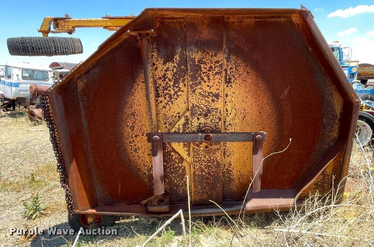 image for item DN5044 Woods 9580  batwing rotary mower