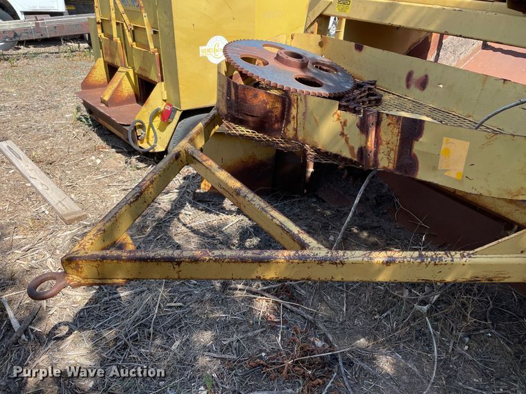 image for item DN5046 1961 Clarco 851  windrower