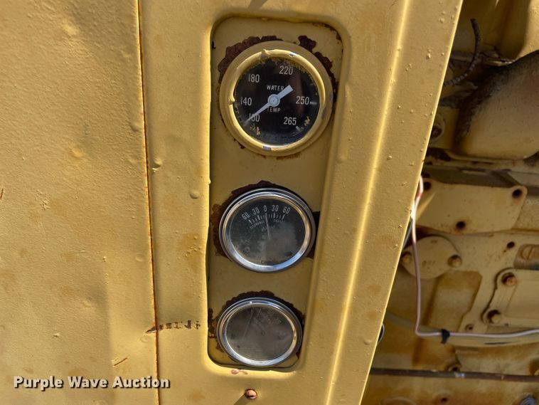 image for item DN5046 1961 Clarco 851  windrower