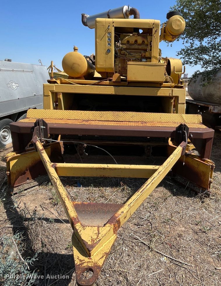 image for item DN5047 Clarco 851  windrower