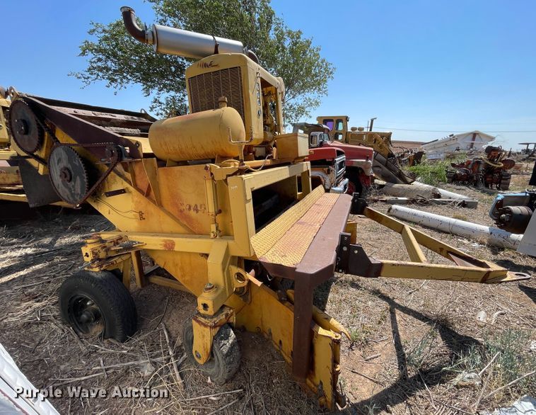 image for item DN5047 Clarco 851  windrower