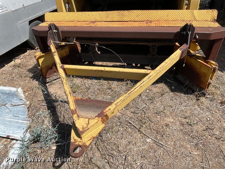 image for item DN5047 Clarco 851  windrower