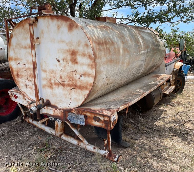 image for item DN5048 1974 Chevrolet C70  water truck