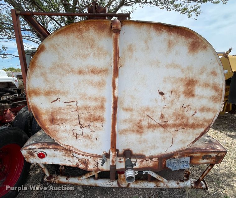 image for item DN5048 1974 Chevrolet C70  water truck