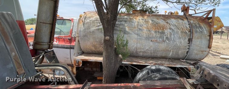 image for item DN5048 1974 Chevrolet C70  water truck