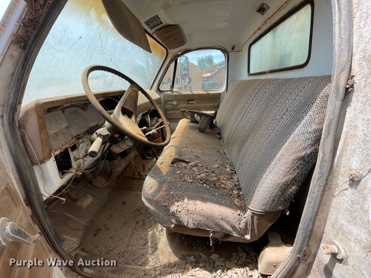 image for item DN5048 1974 Chevrolet C70  water truck