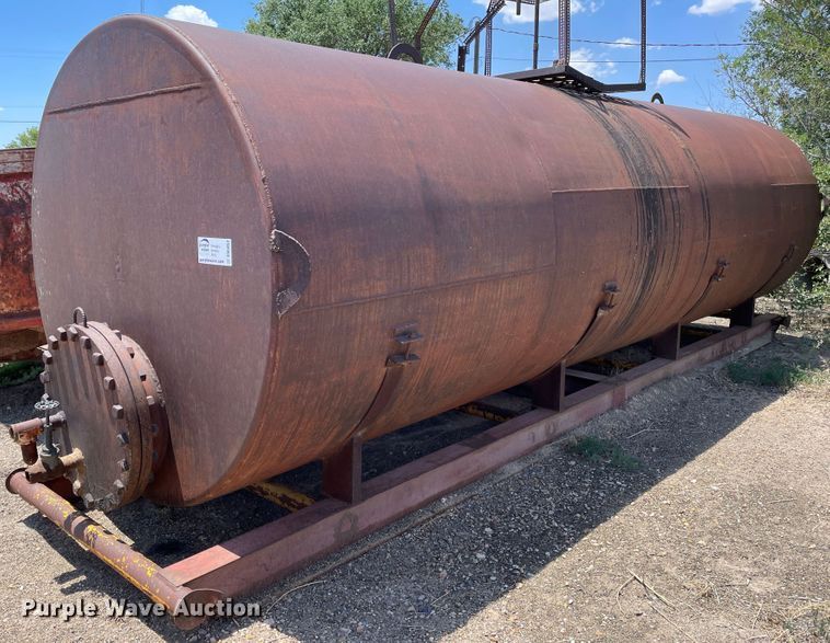 image for item DN5052 Oil tank