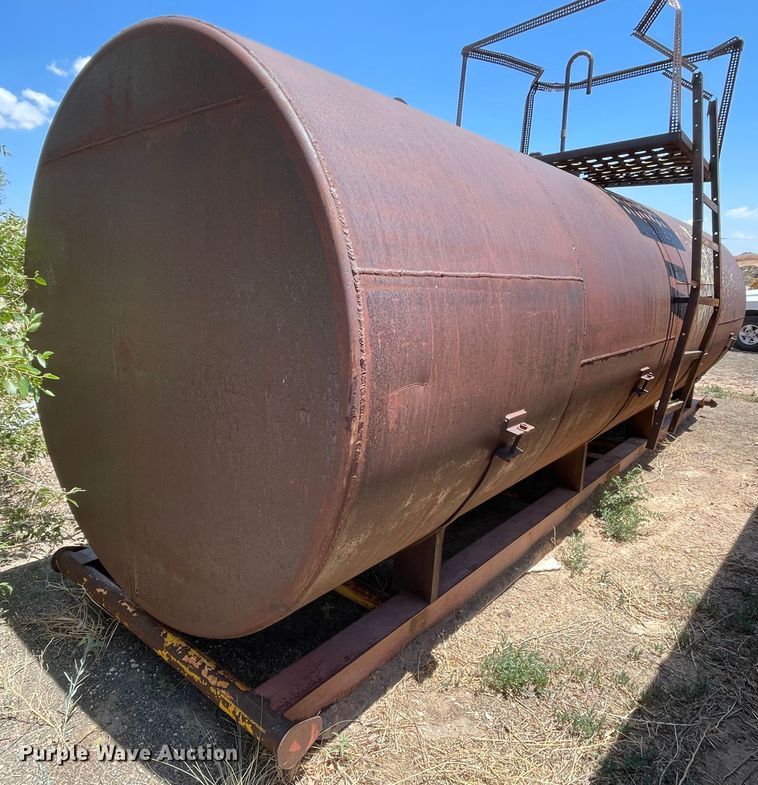 image for item DN5052 Oil tank