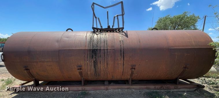 image for item DN5052 Oil tank
