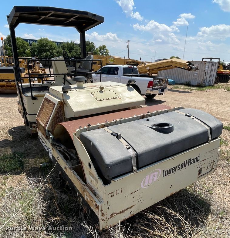 image for item DN5053 2001 Ingersoll Rand DD110HF  double drum vibratory roller