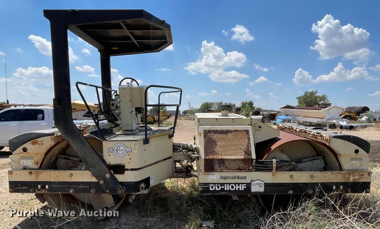 image for item DN5053 2001 Ingersoll Rand DD110HF  double drum vibratory roller