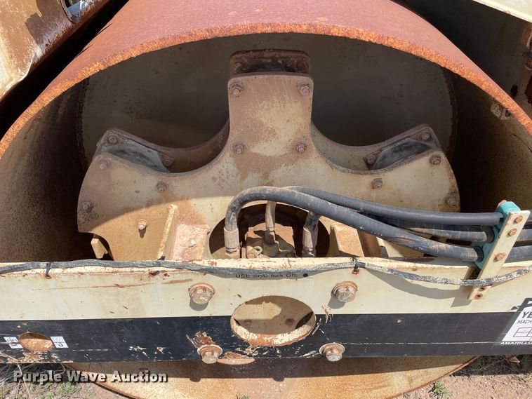 image for item DN5053 2001 Ingersoll Rand DD110HF  double drum vibratory roller