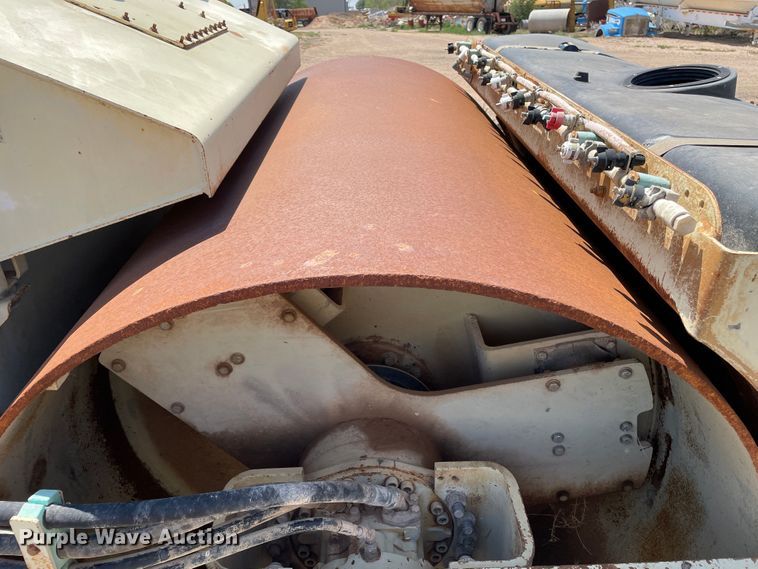 image for item DN5053 2001 Ingersoll Rand DD110HF  double drum vibratory roller