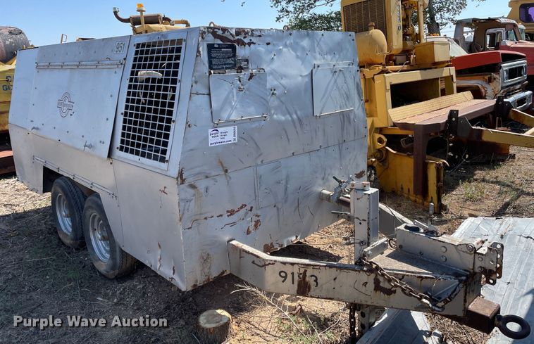 image for item DN5055 1996 Leroi 951  air compressor