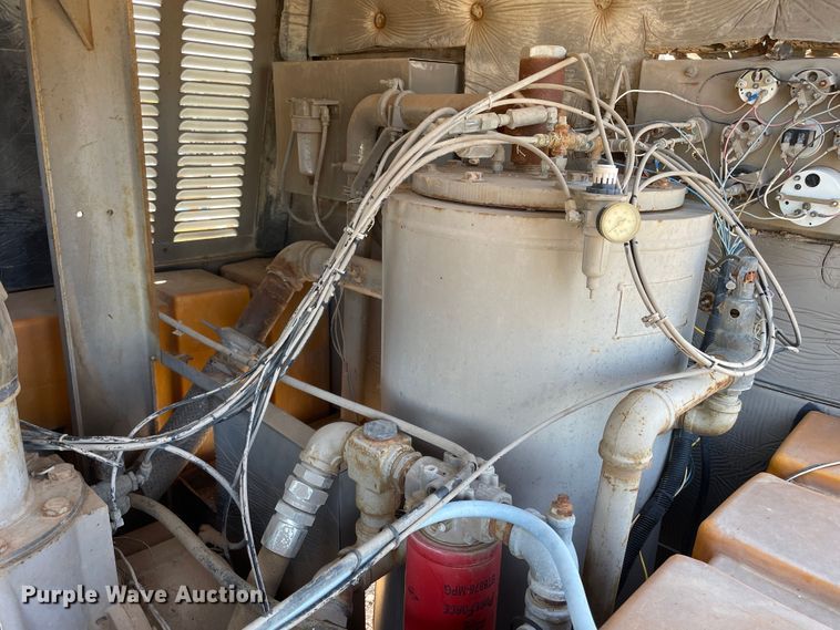 image for item DN5055 1996 Leroi 951  air compressor