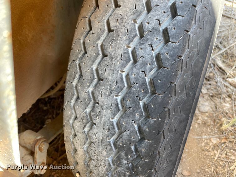 image for item DN5055 1996 Leroi 951  air compressor