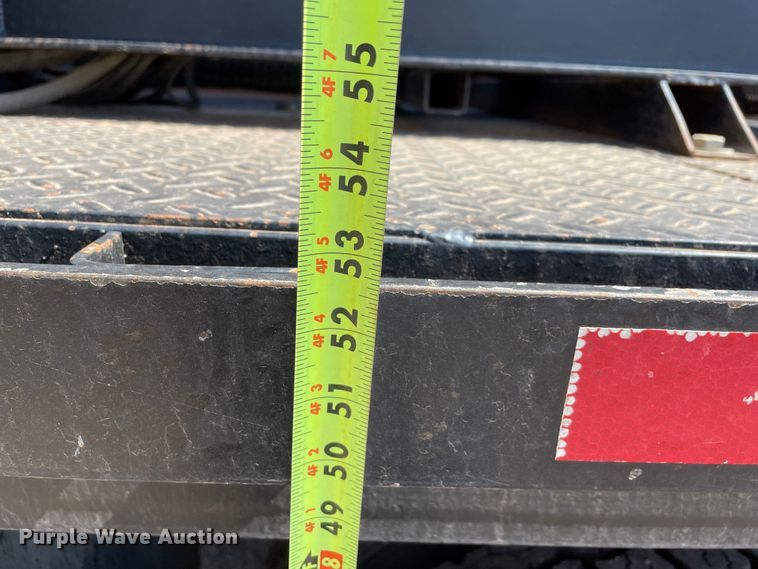 image for item DN5056 2012 Mack GU813  hydrovac truck