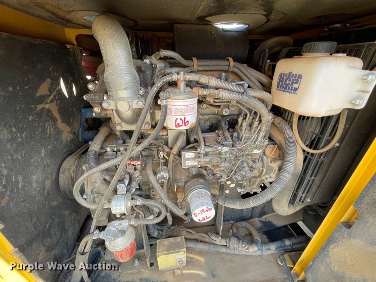 image for item DN5056 2012 Mack GU813  hydrovac truck