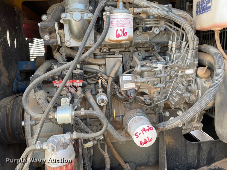 image for item DN5056 2012 Mack GU813  hydrovac truck