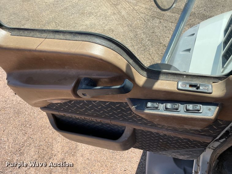 image for item DN5056 2012 Mack GU813  hydrovac truck