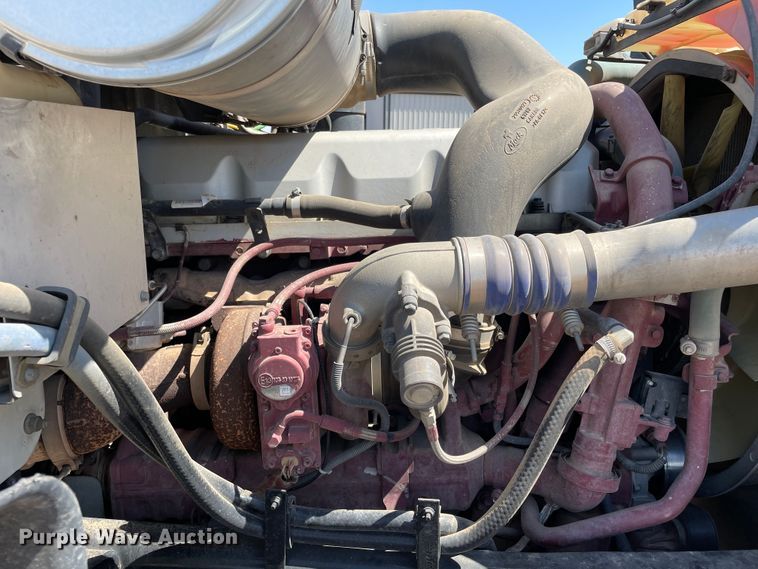 image for item DN5056 2012 Mack GU813  hydrovac truck