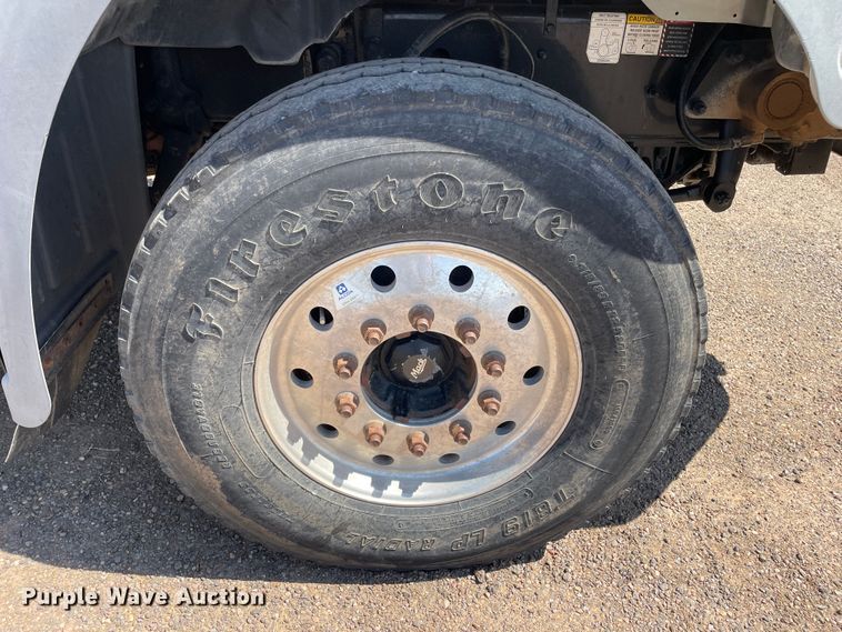 image for item DN5056 2012 Mack GU813  hydrovac truck