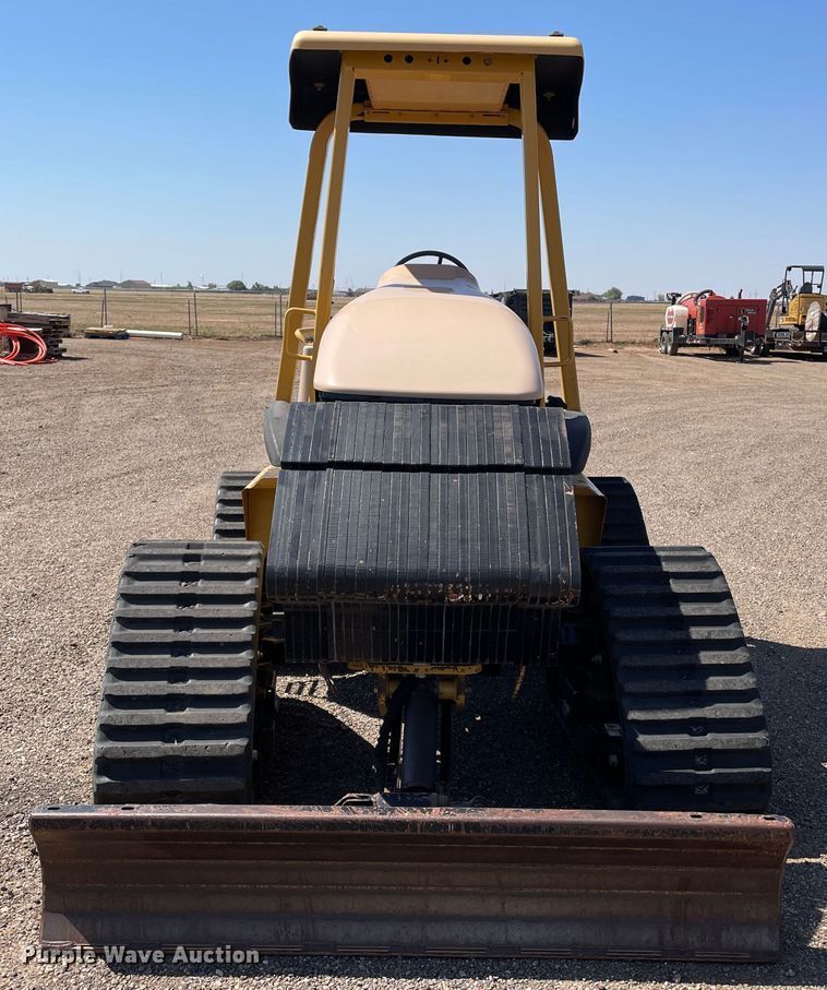 image for item DN5057 2009 Vermeer RTX750  vibratory cable plow