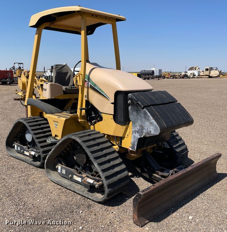 image for item DN5057 2009 Vermeer RTX750  vibratory cable plow