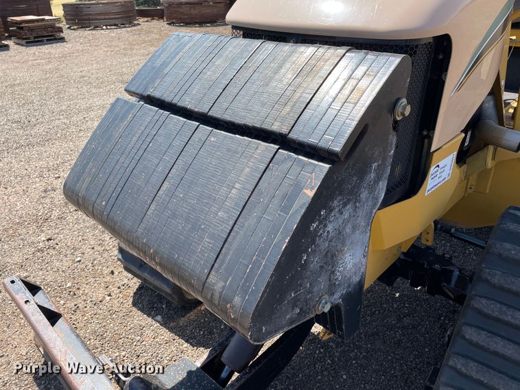 image for item DN5057 2009 Vermeer RTX750  vibratory cable plow