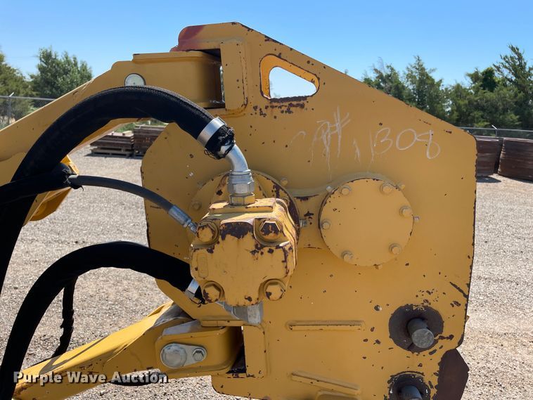 image for item DN5057 2009 Vermeer RTX750  vibratory cable plow