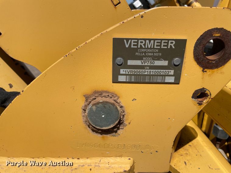 image for item DN5057 2009 Vermeer RTX750  vibratory cable plow